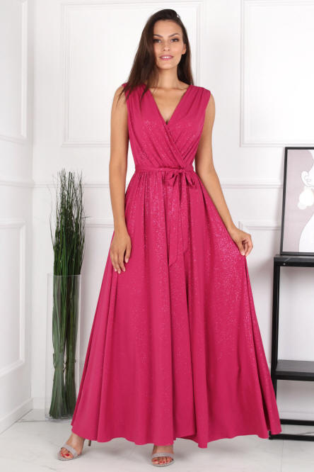 Vêtements pour femmes et jeunes - du fabricant : manteaux, robes, costumes - Pologne